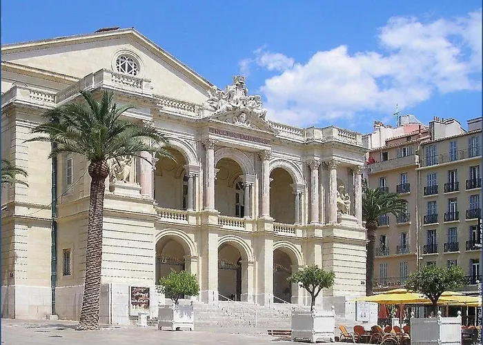 La Studette De L Opera